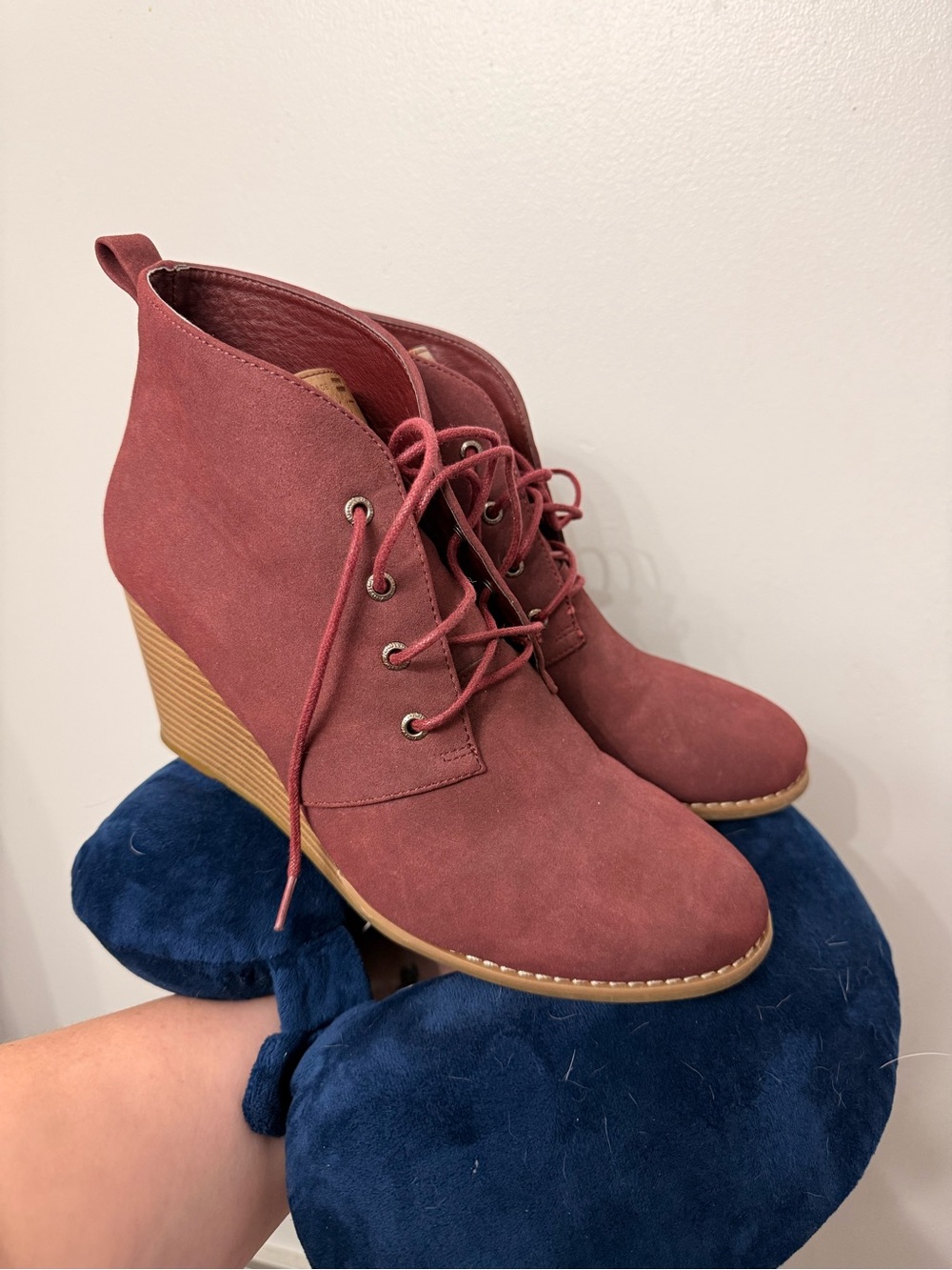 Nautica Mauve Lace-Up Wedge Ankle Boots